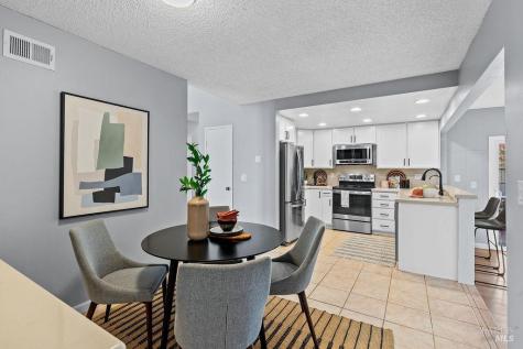 1316 Ponderosa Drive Petaluma CA 94954