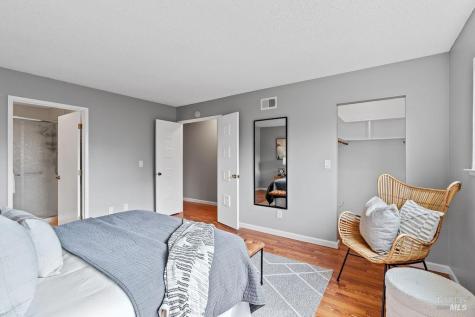 1316 Ponderosa Drive Petaluma CA 94954