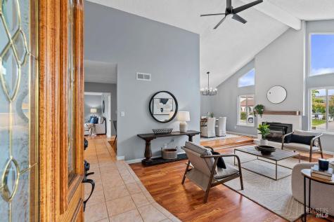 1316 Ponderosa Drive Petaluma CA 94954