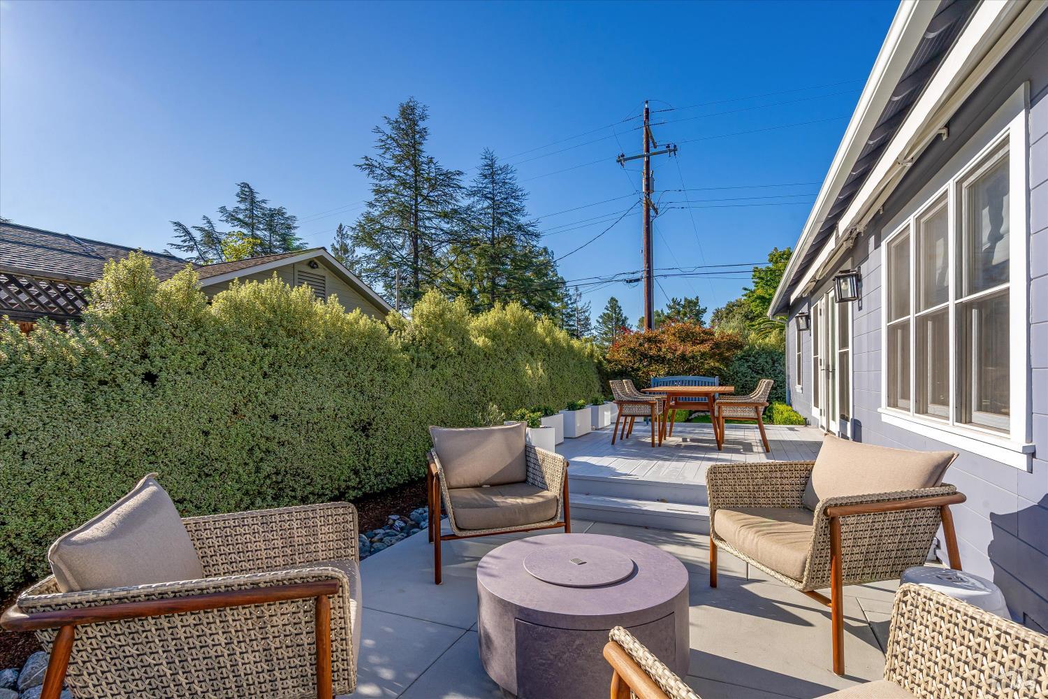 890 3rd Street E Sonoma CA 95476