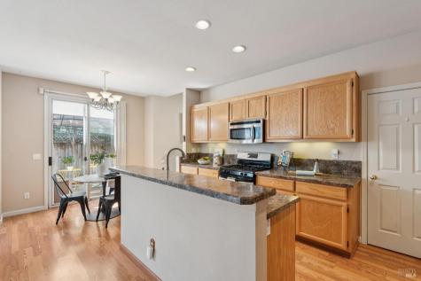 925 Aussie Avenue Santa Rosa CA 95407