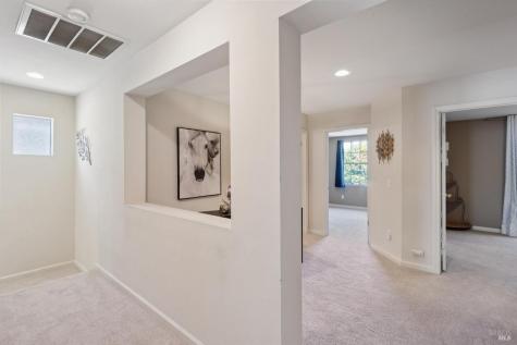 925 Aussie Avenue Santa Rosa CA 95407