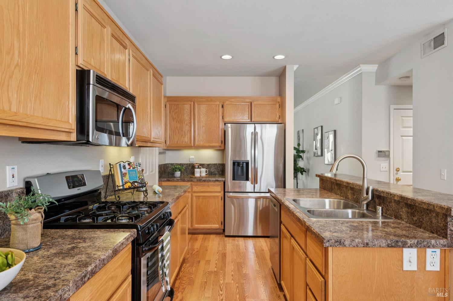 925 Aussie Avenue Santa Rosa CA 95407