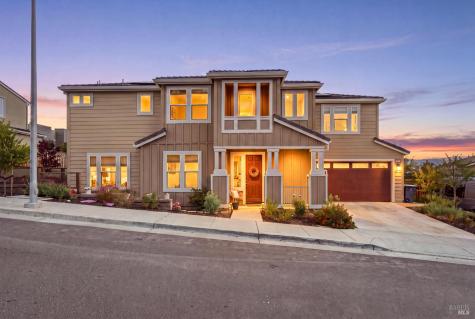 547 Sapphire Street Petaluma CA 94952