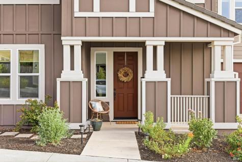 547 Sapphire Street Petaluma CA 94952
