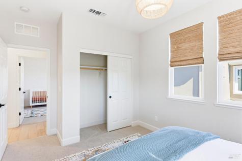 547 Sapphire Street Petaluma CA 94952