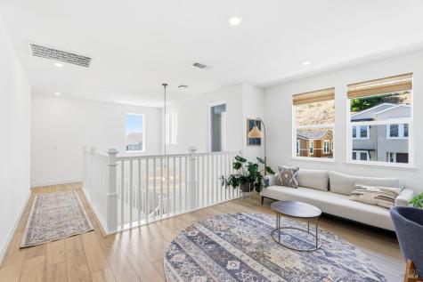 547 Sapphire Street Petaluma CA 94952