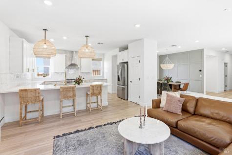 547 Sapphire Street Petaluma CA 94952