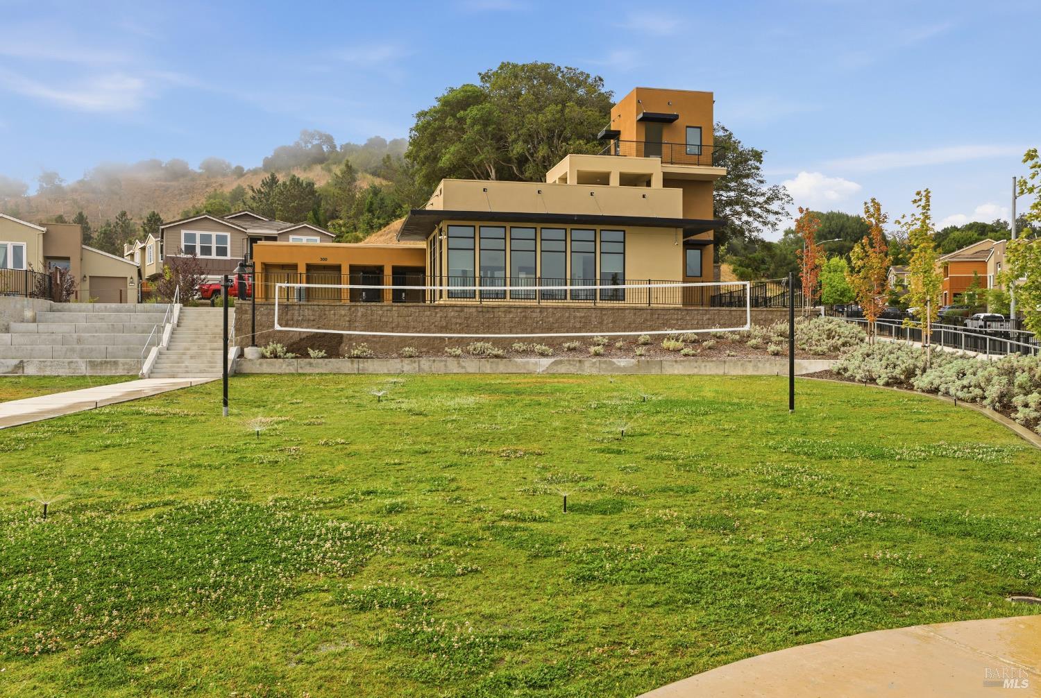 547 Sapphire Street Petaluma CA 94952