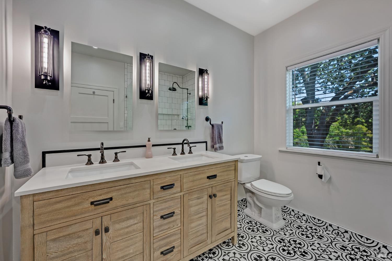 125 Cristo Lane Santa Rosa CA 95409