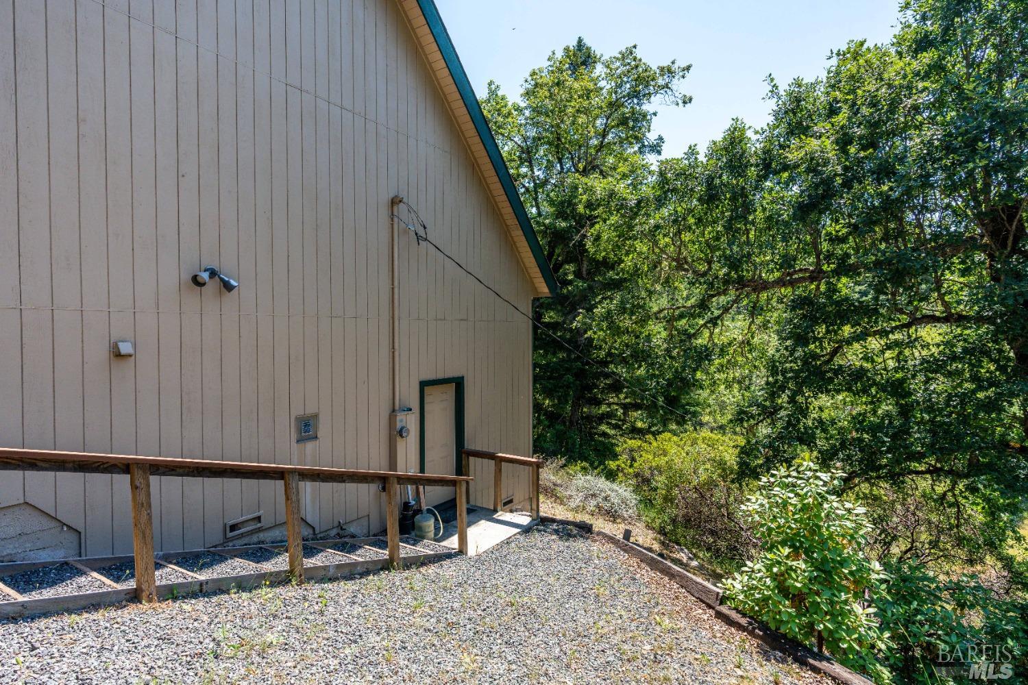 Willits CA 95490