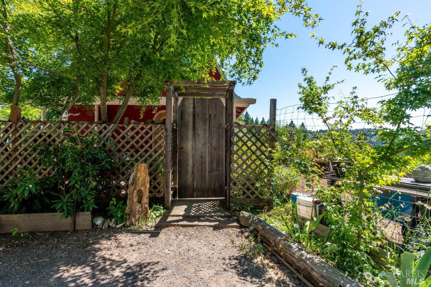 Willits CA 95490