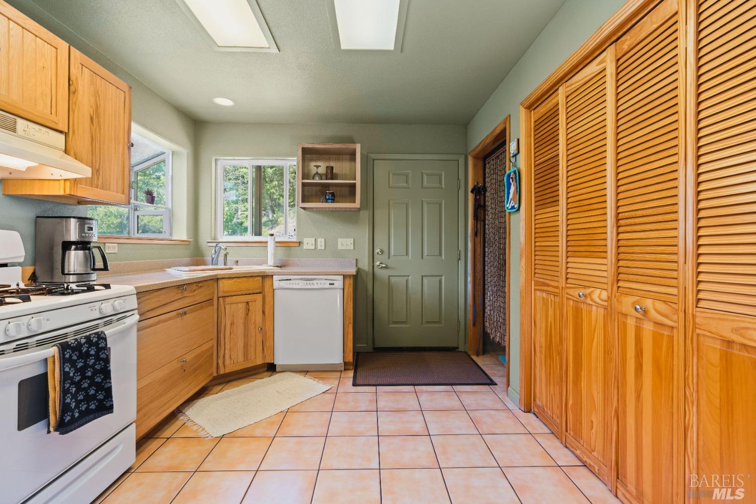 Willits CA 95490