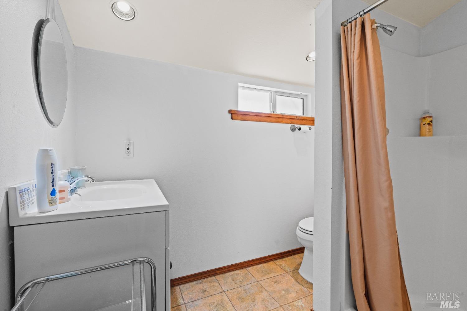 Willits CA 95490