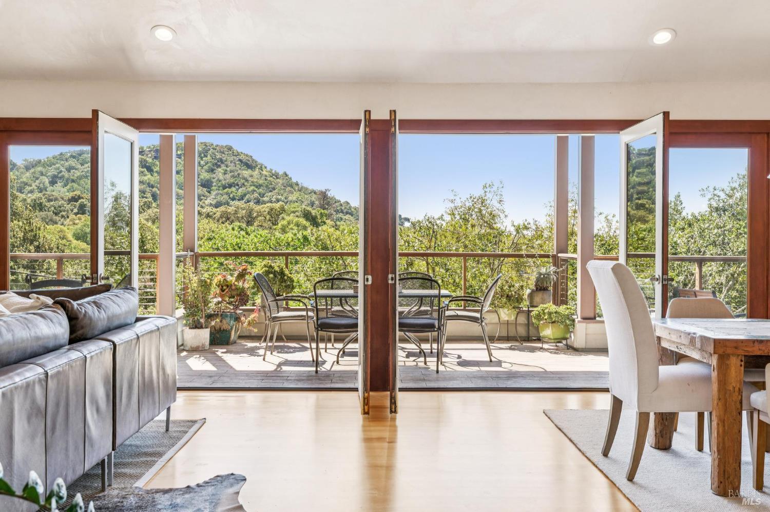 1884 Silverado Trail Napa CA 94558