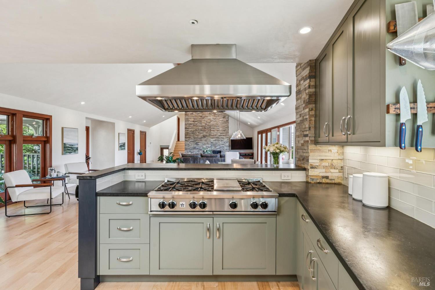 1884 Silverado Trail Napa CA 94558