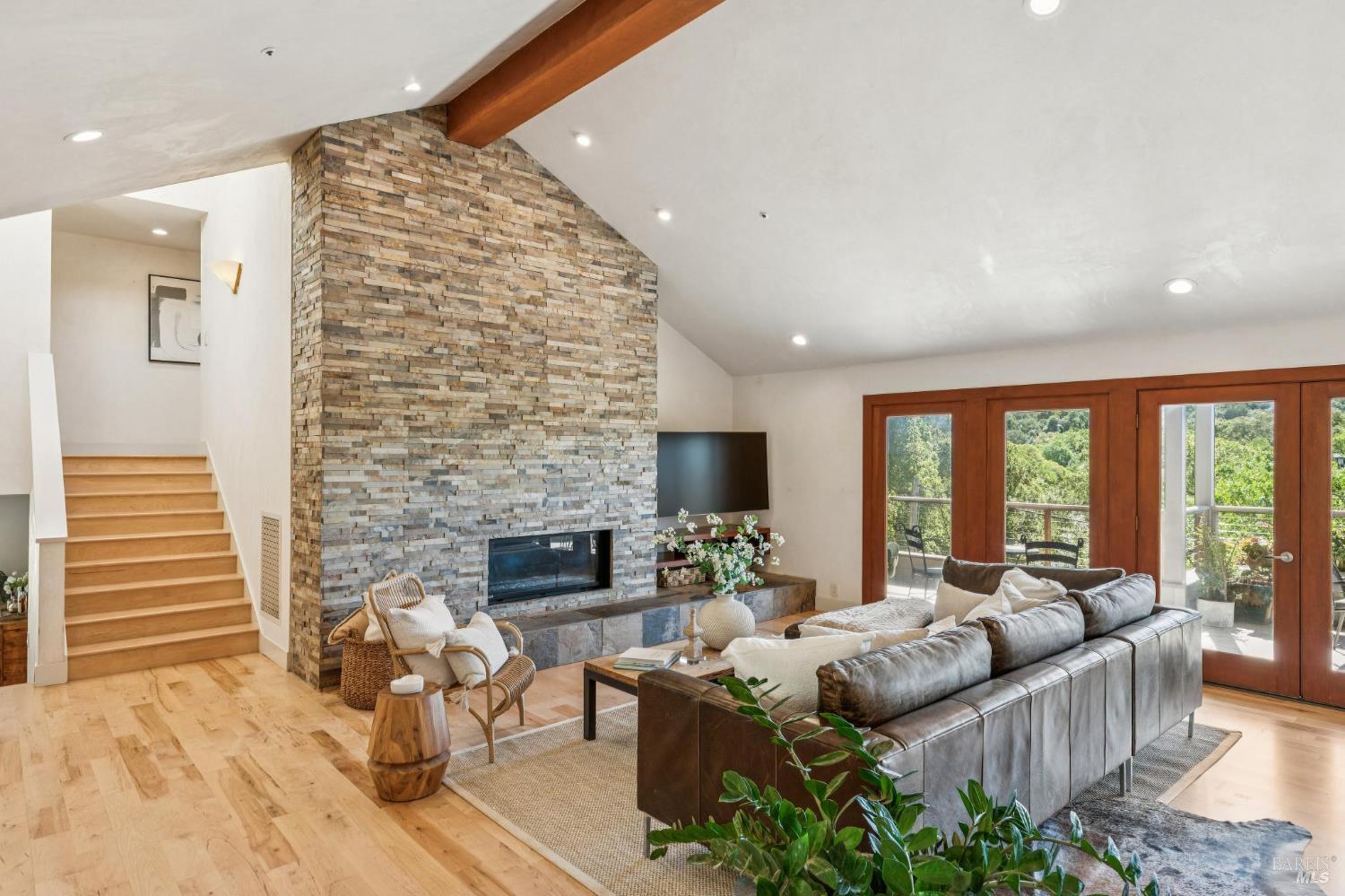 1884 Silverado Trail Napa CA 94558