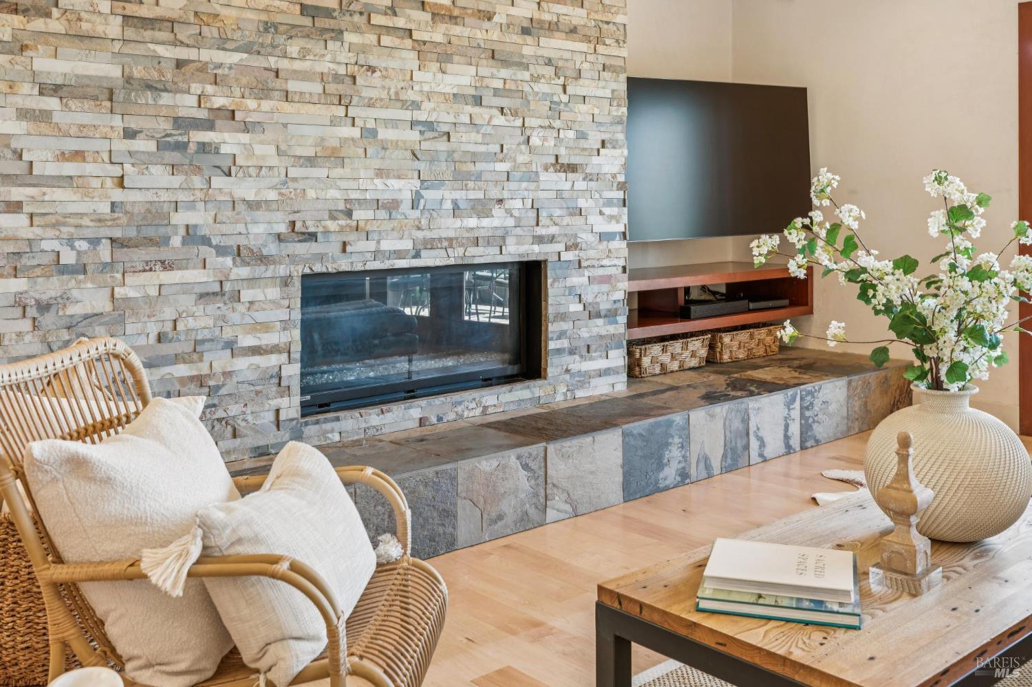 1884 Silverado Trail Napa CA 94558