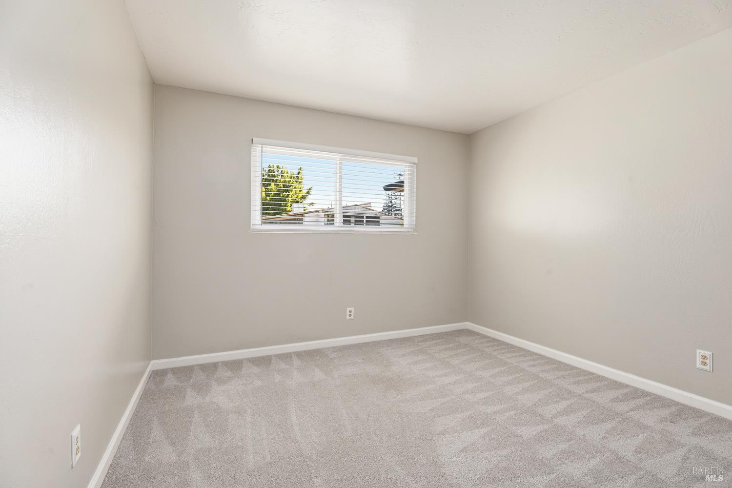 1294 Yokayo Court Ukiah CA 95482