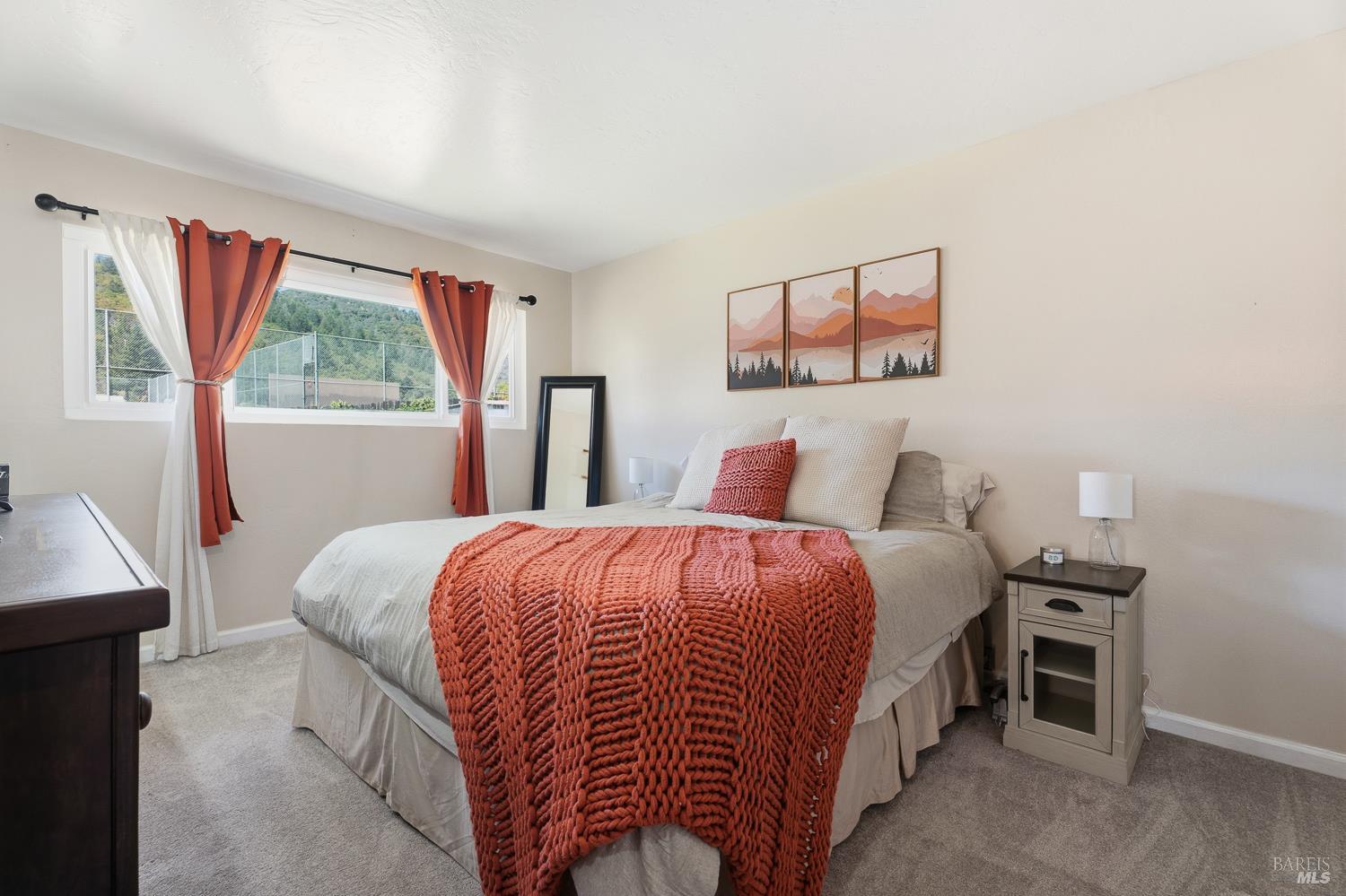 1294 Yokayo Court Ukiah CA 95482
