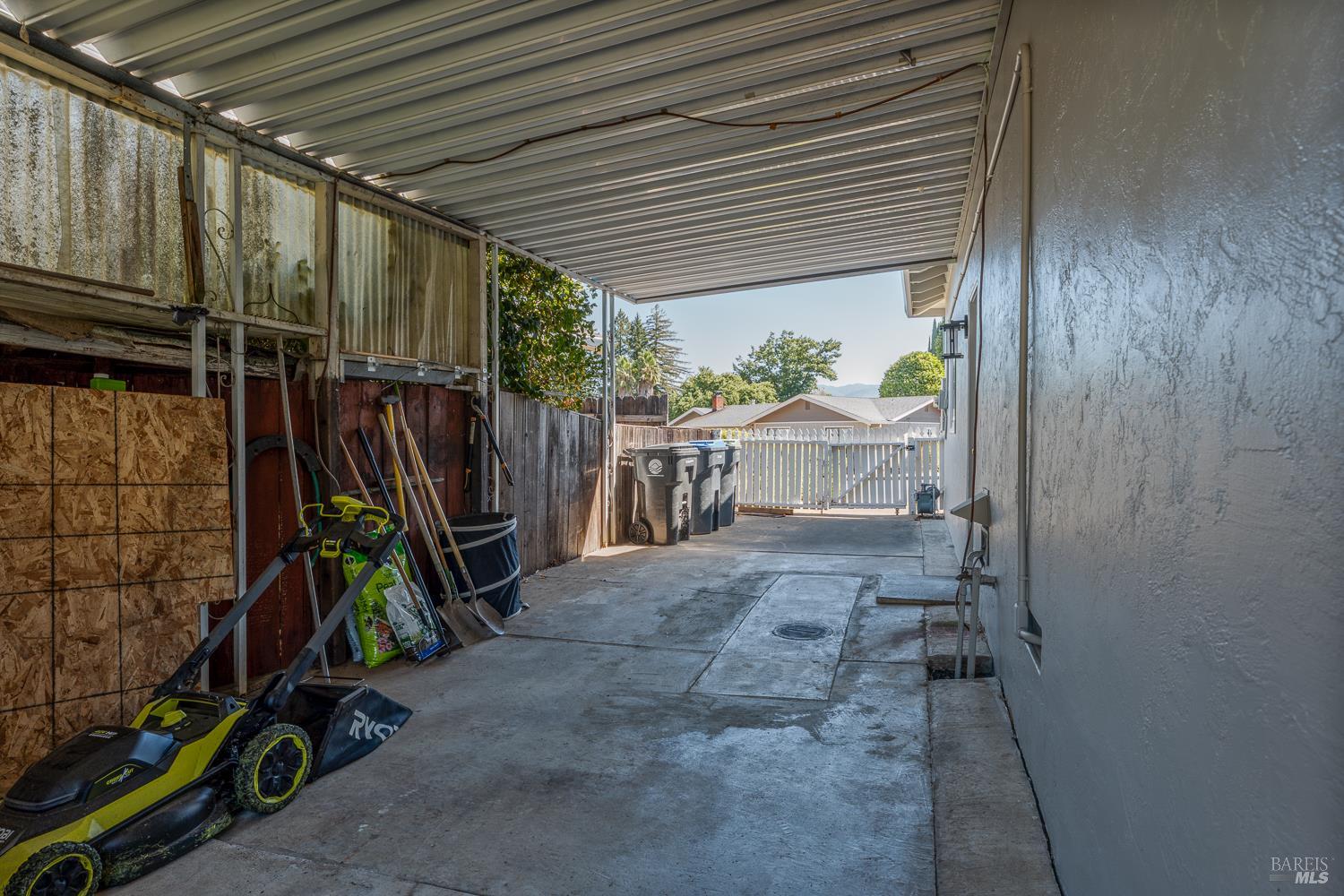 1294 Yokayo Court Ukiah CA 95482