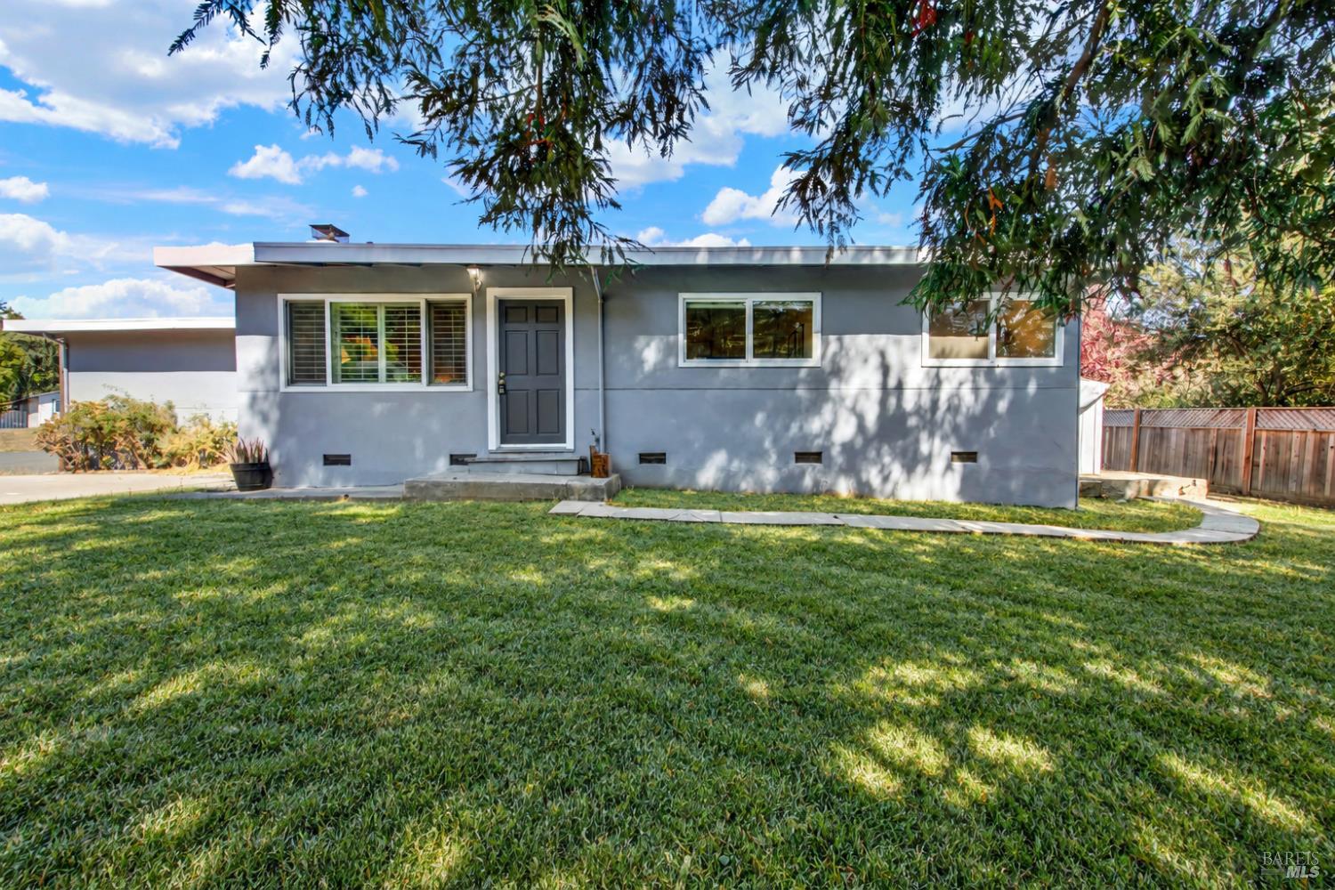2 Rita Court Novato CA 94945