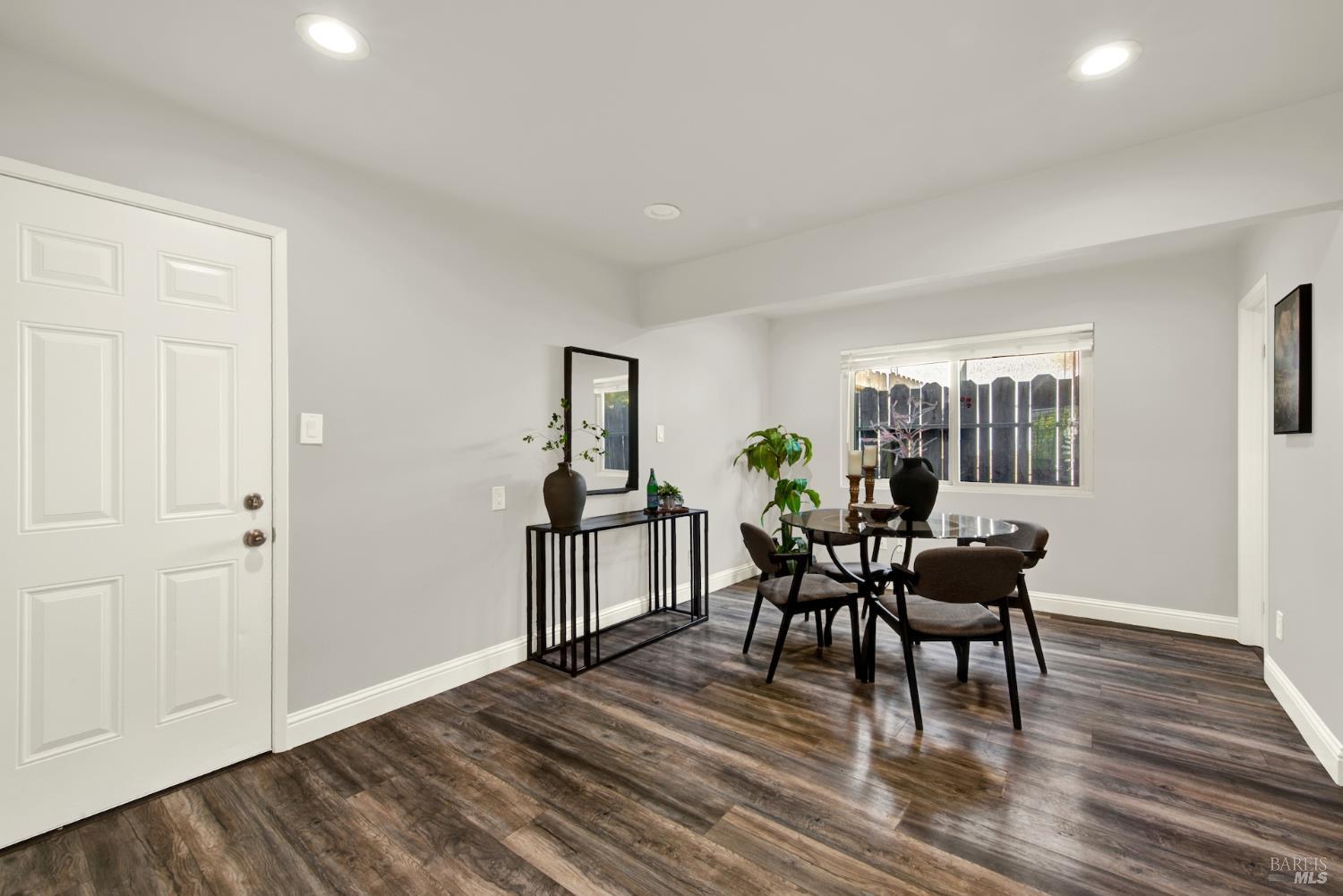 2 Rita Court Novato CA 94945
