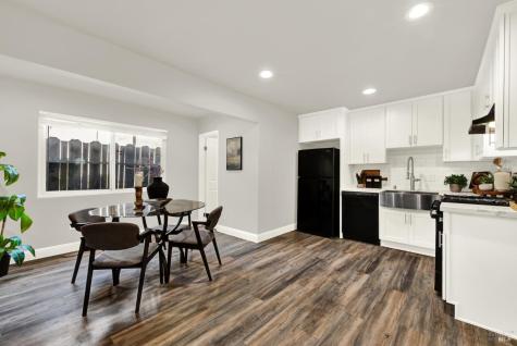 2 Rita Court Novato CA 94945