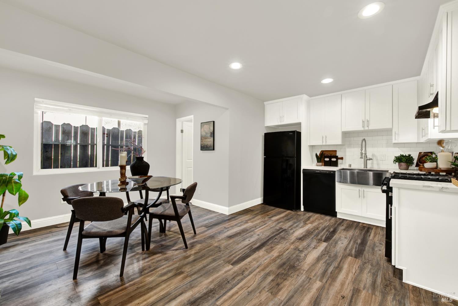 2 Rita Court Novato CA 94945