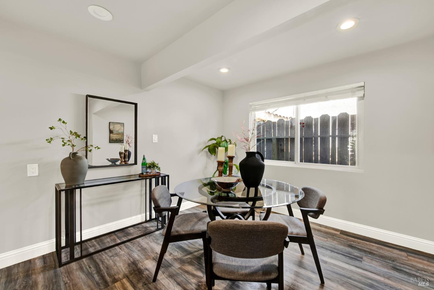 2 Rita Court Novato CA 94945