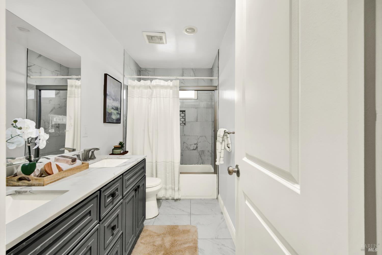2 Rita Court Novato CA 94945