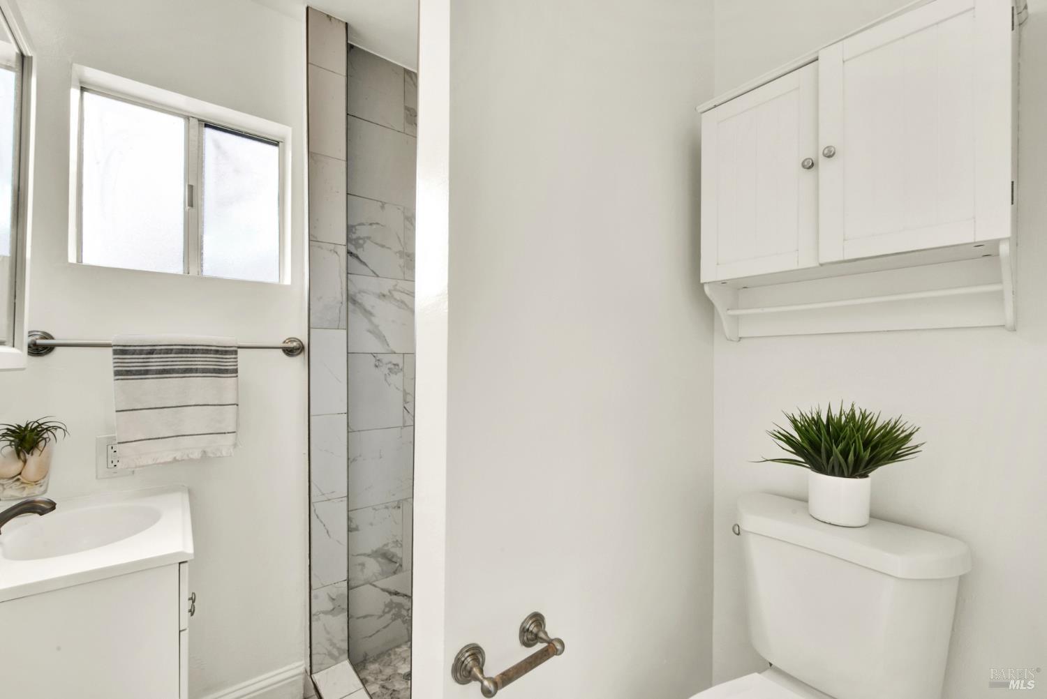 2 Rita Court Novato CA 94945