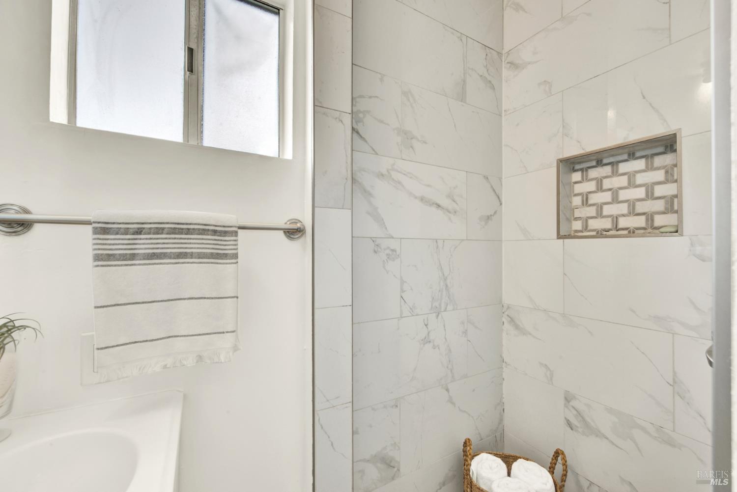 2 Rita Court Novato CA 94945