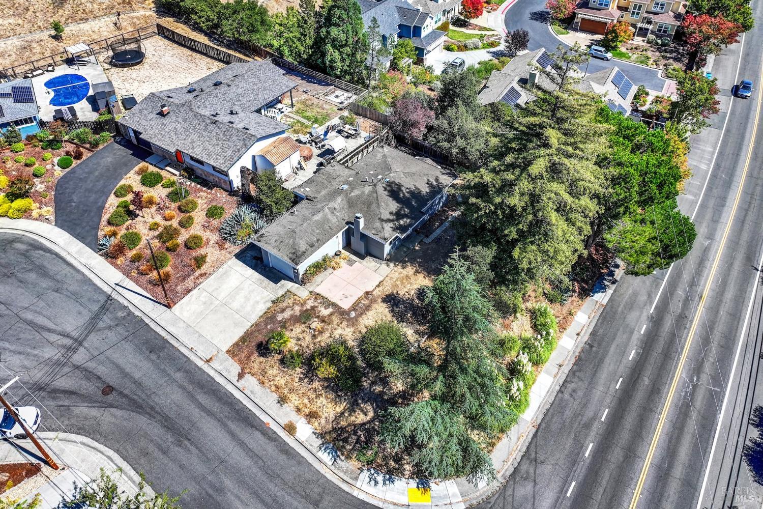 2 Rita Court Novato CA 94945