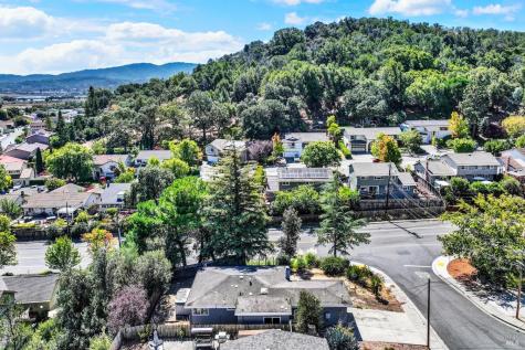 2 Rita Court Novato CA 94945