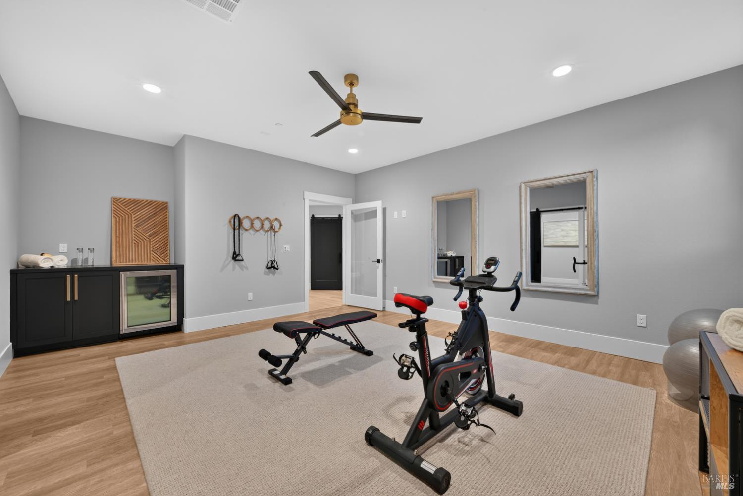 22 Oak Knoll Court Petaluma CA 94952