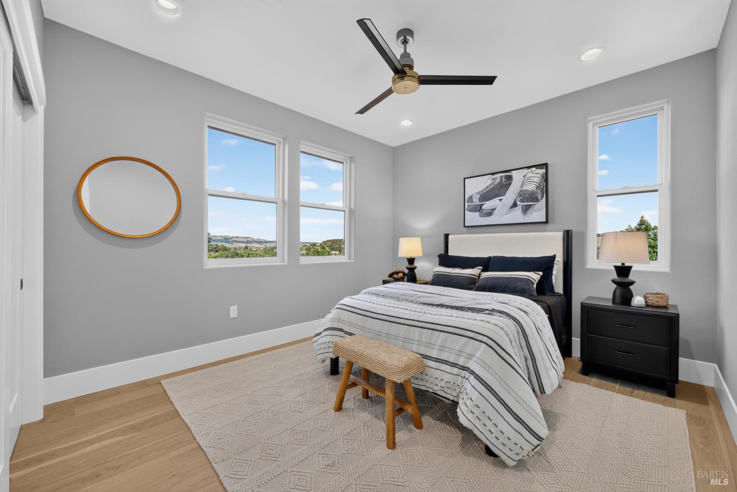 22 Oak Knoll Court Petaluma CA 94952