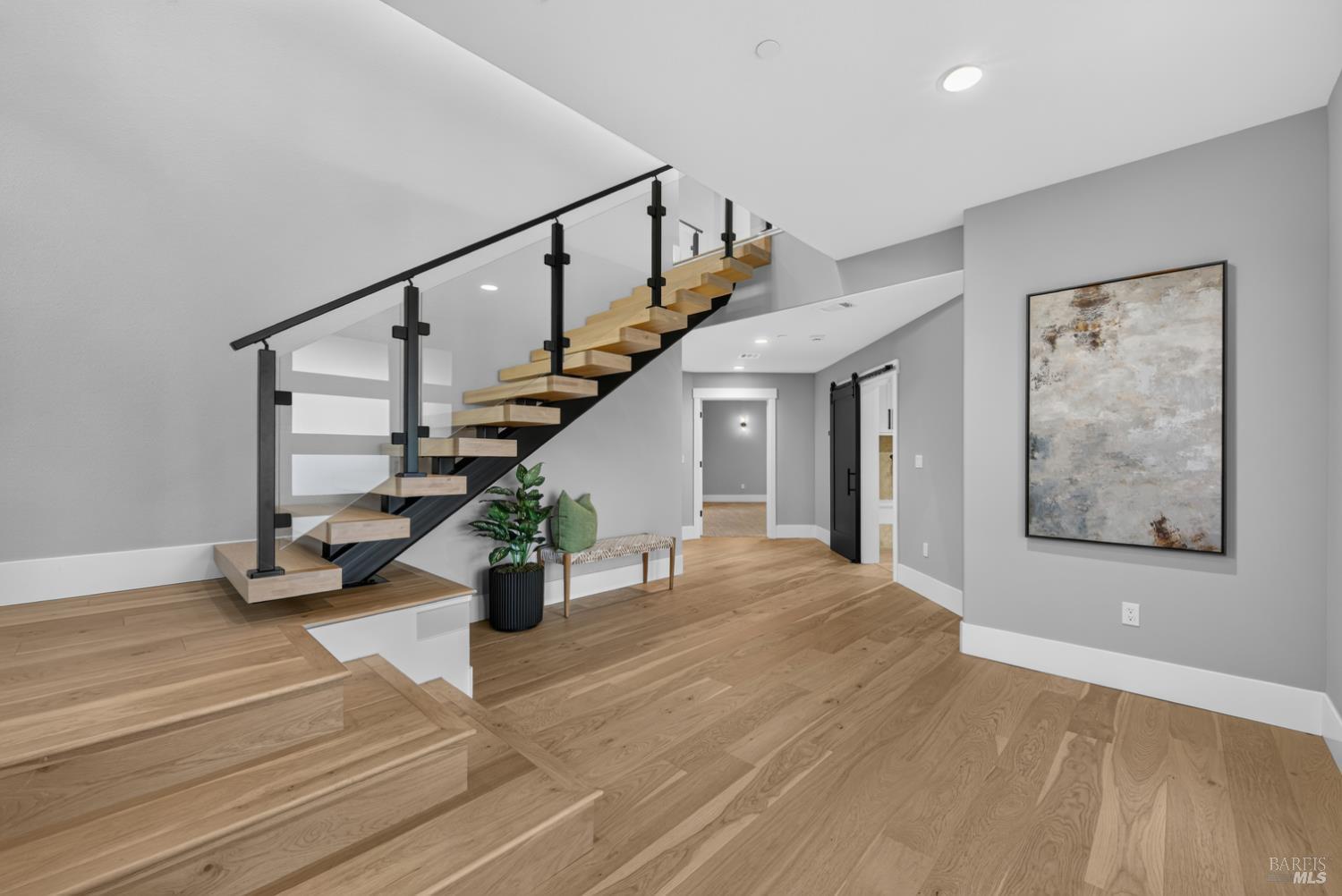 22 Oak Knoll Court Petaluma CA 94952
