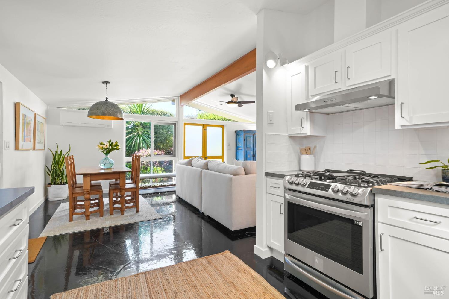 39 Orchard Way Novato CA 94947