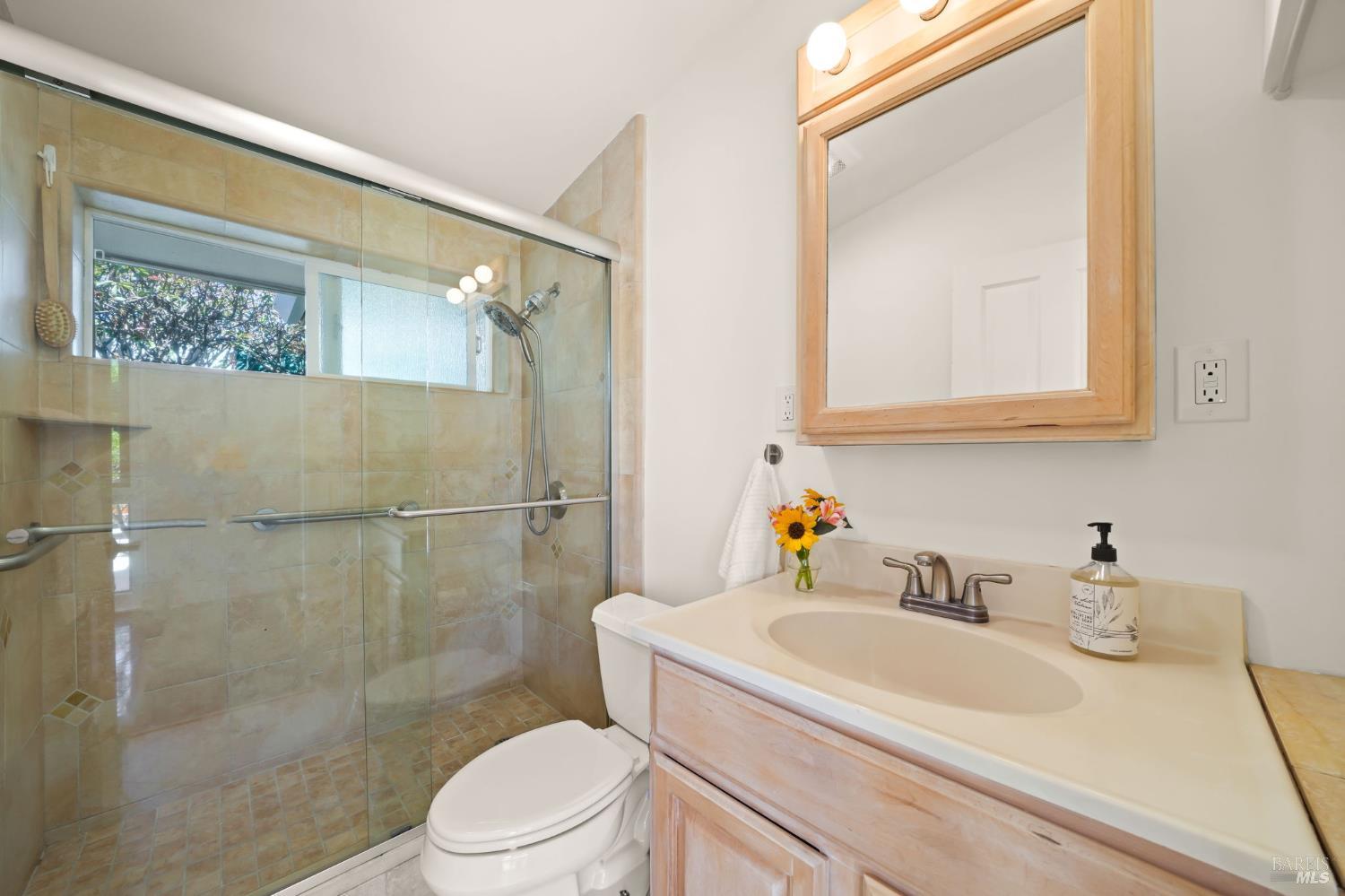 39 Orchard Way Novato CA 94947