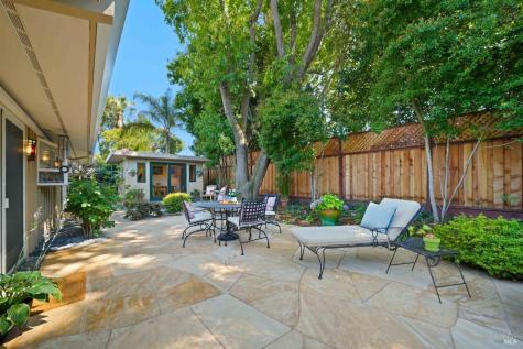 39 Orchard Way Novato CA 94947