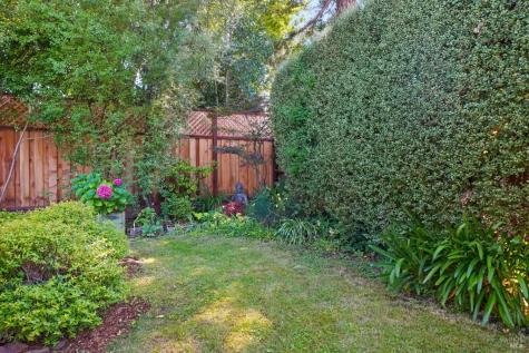 39 Orchard Way Novato CA 94947