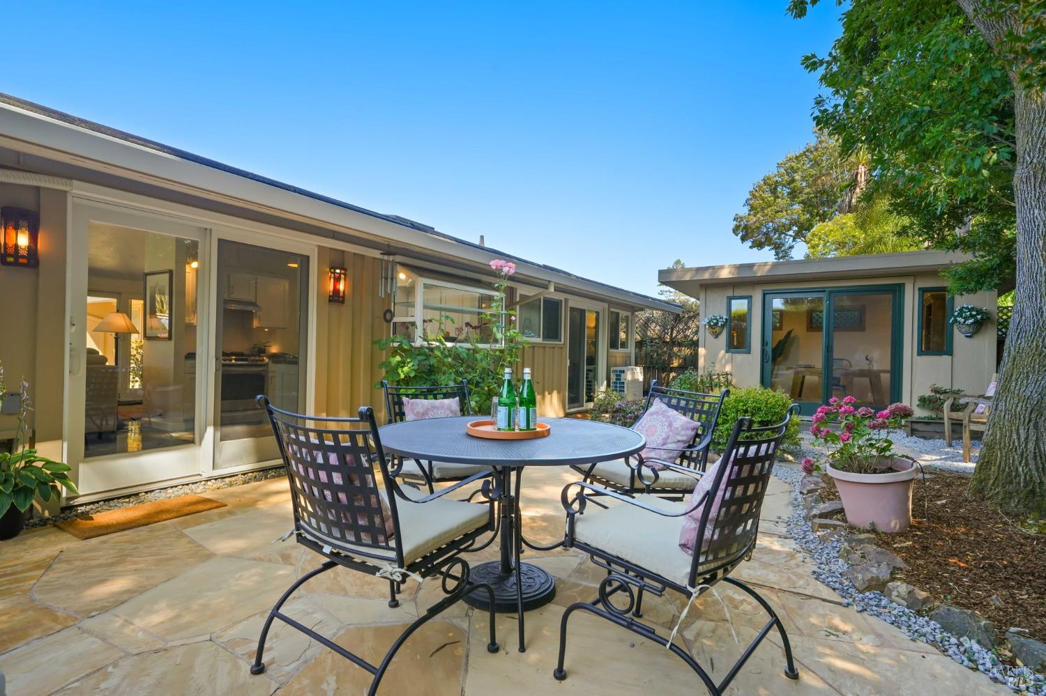 39 Orchard Way Novato CA 94947