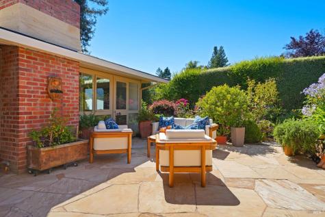 39 Orchard Way Novato CA 94947
