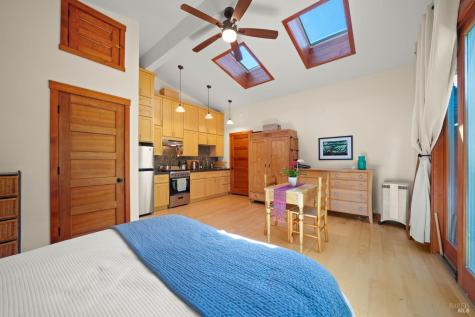 39 Orchard Way Novato CA 94947