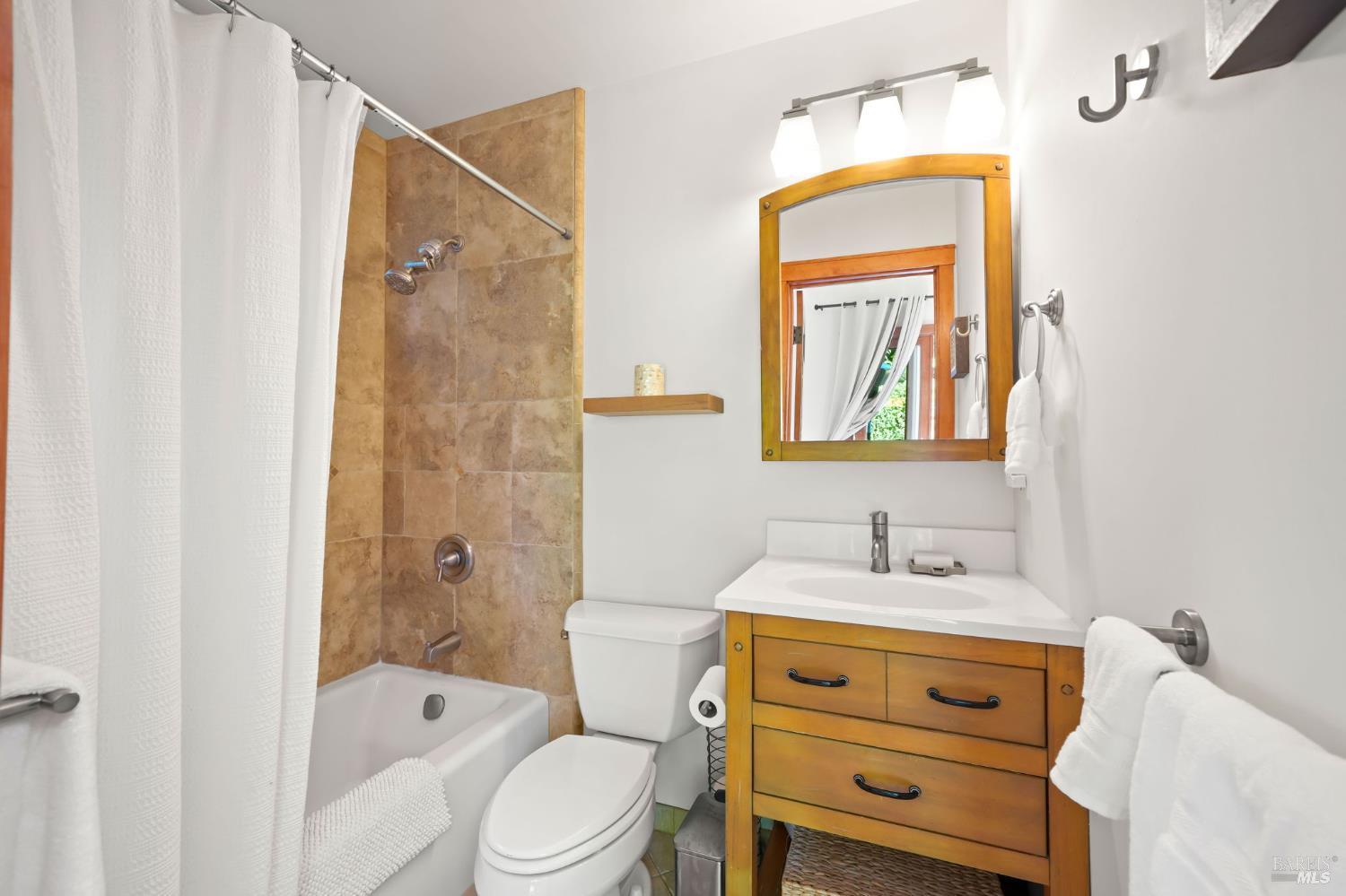 39 Orchard Way Novato CA 94947