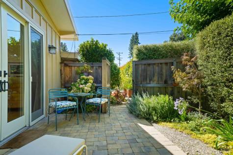 39 Orchard Way Novato CA 94947