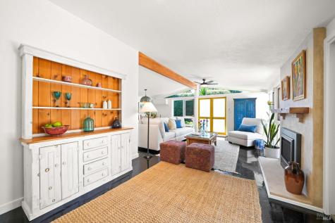 39 Orchard Way Novato CA 94947