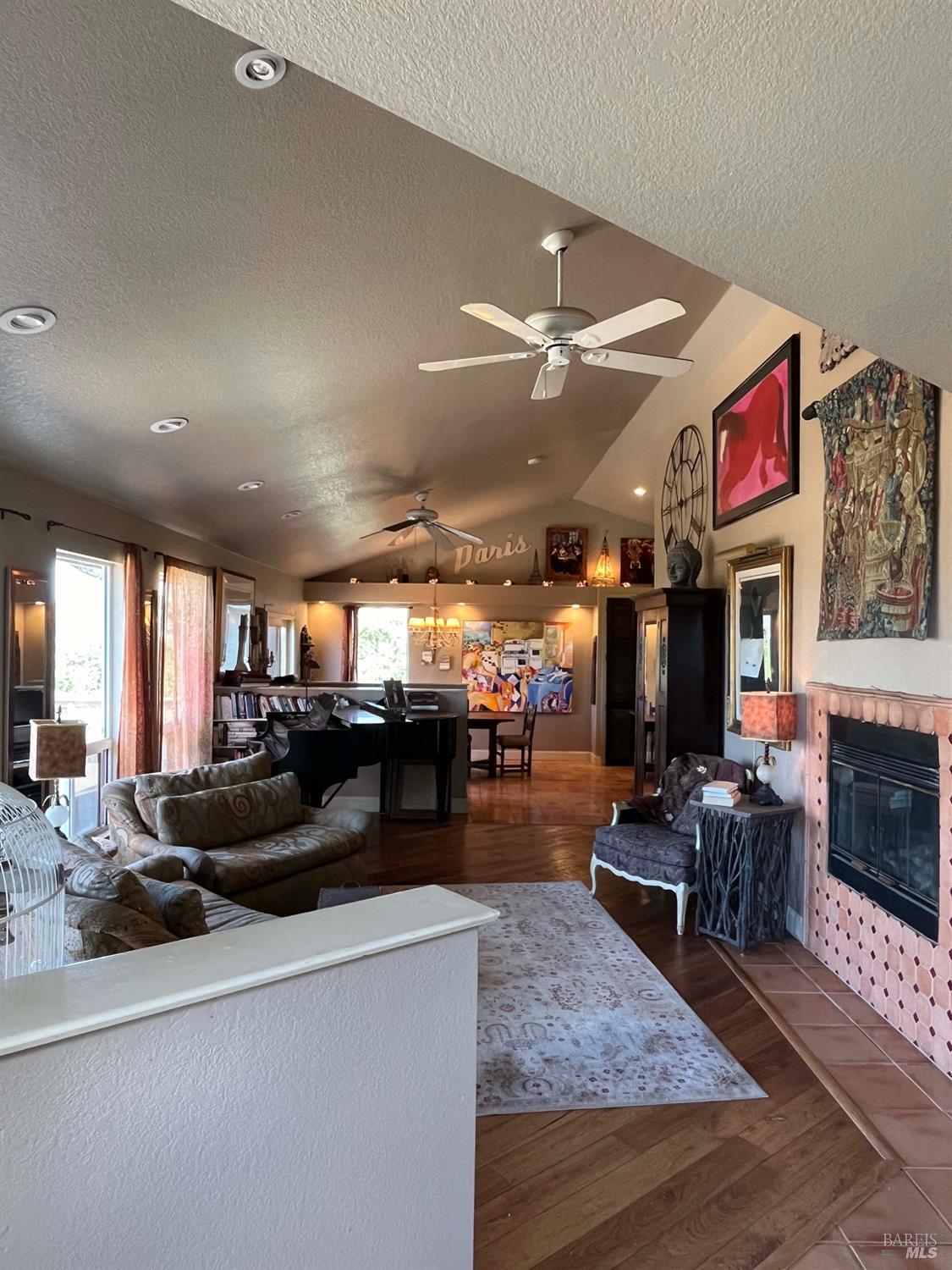 5286 Joaquin Drive Santa Rosa CA 95409