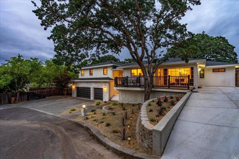 1081 Tamarisk Drive Napa CA 94559